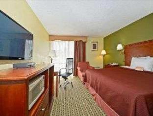 Howard Johnson By Wyndham Clifton Nj Rum bild